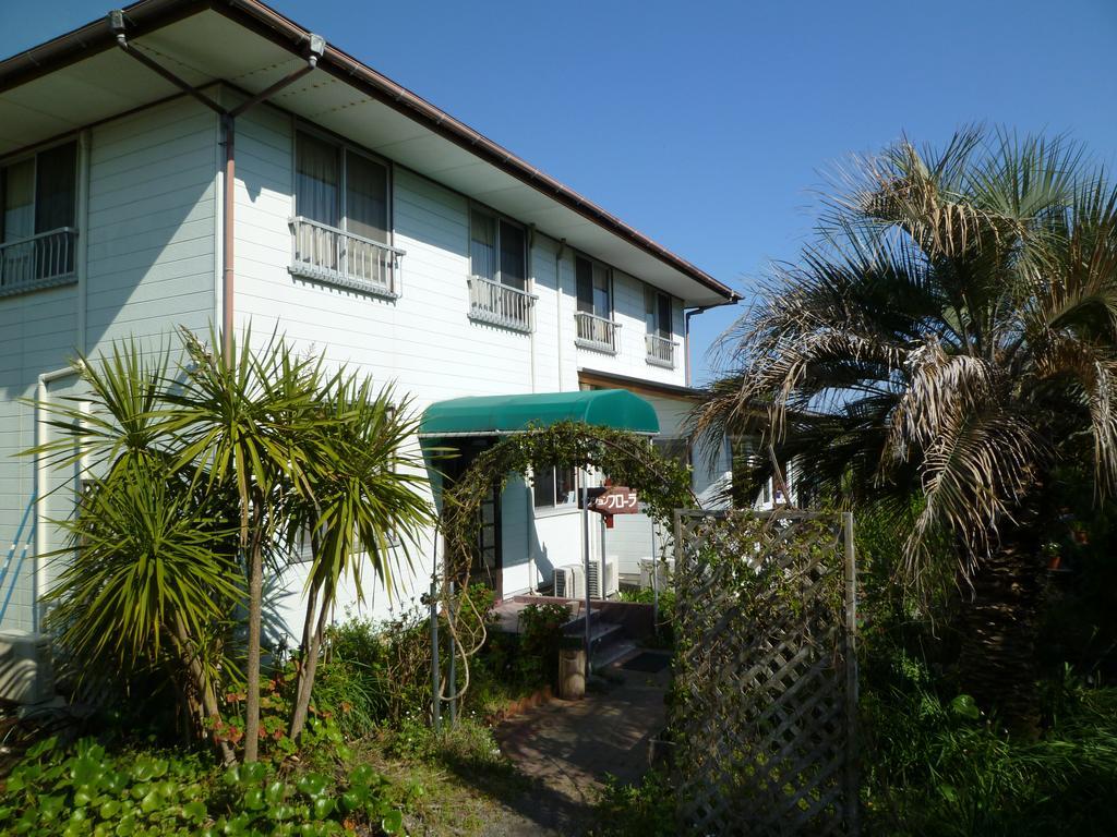 Pension Flora Tateyama  Exterior photo